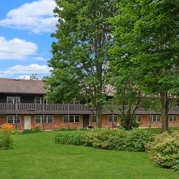 Apartments in Kankakee, IL Sherwood Forest Apartment Homes